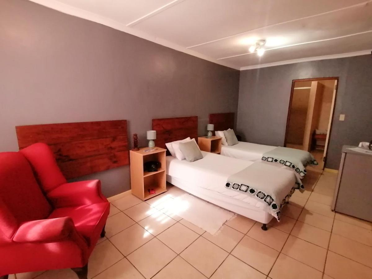 Obelix Guesthouse Luderitz Exterior photo
