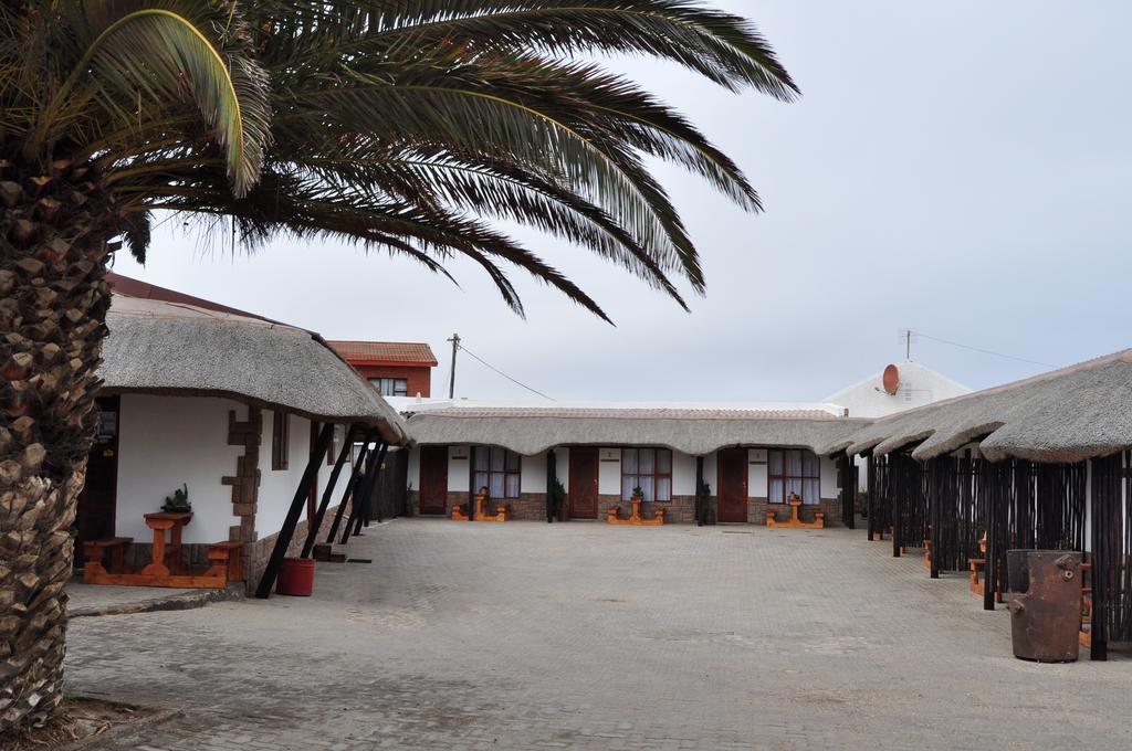 Obelix Guesthouse Luderitz Exterior photo