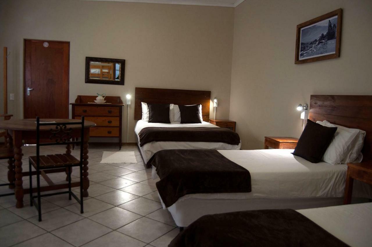 Obelix Guesthouse Luderitz Exterior photo