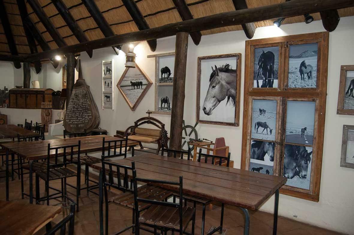 Obelix Guesthouse Luderitz Exterior photo